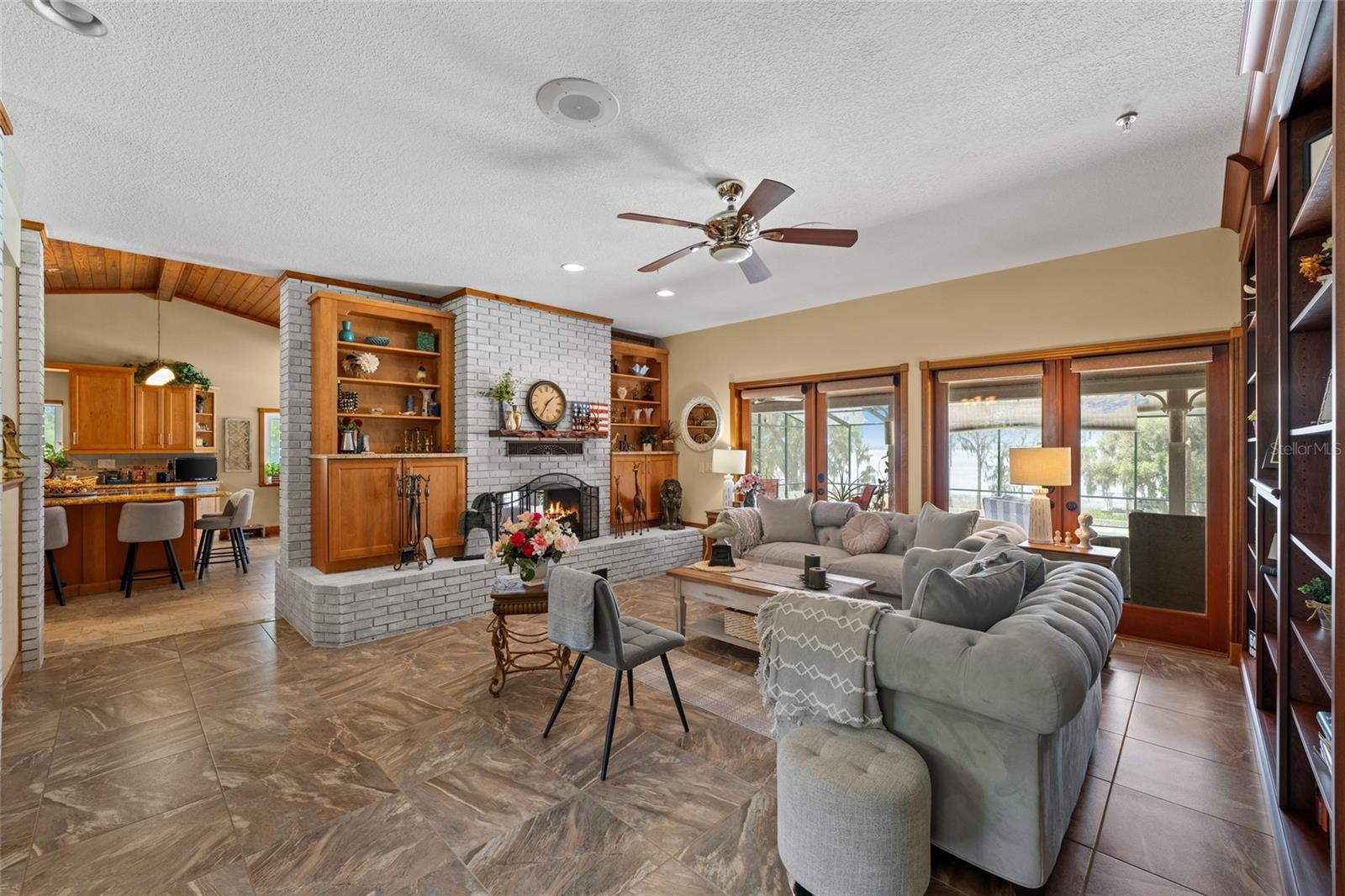 11200 LANE PARK RD, TAVARES, FL, 32778