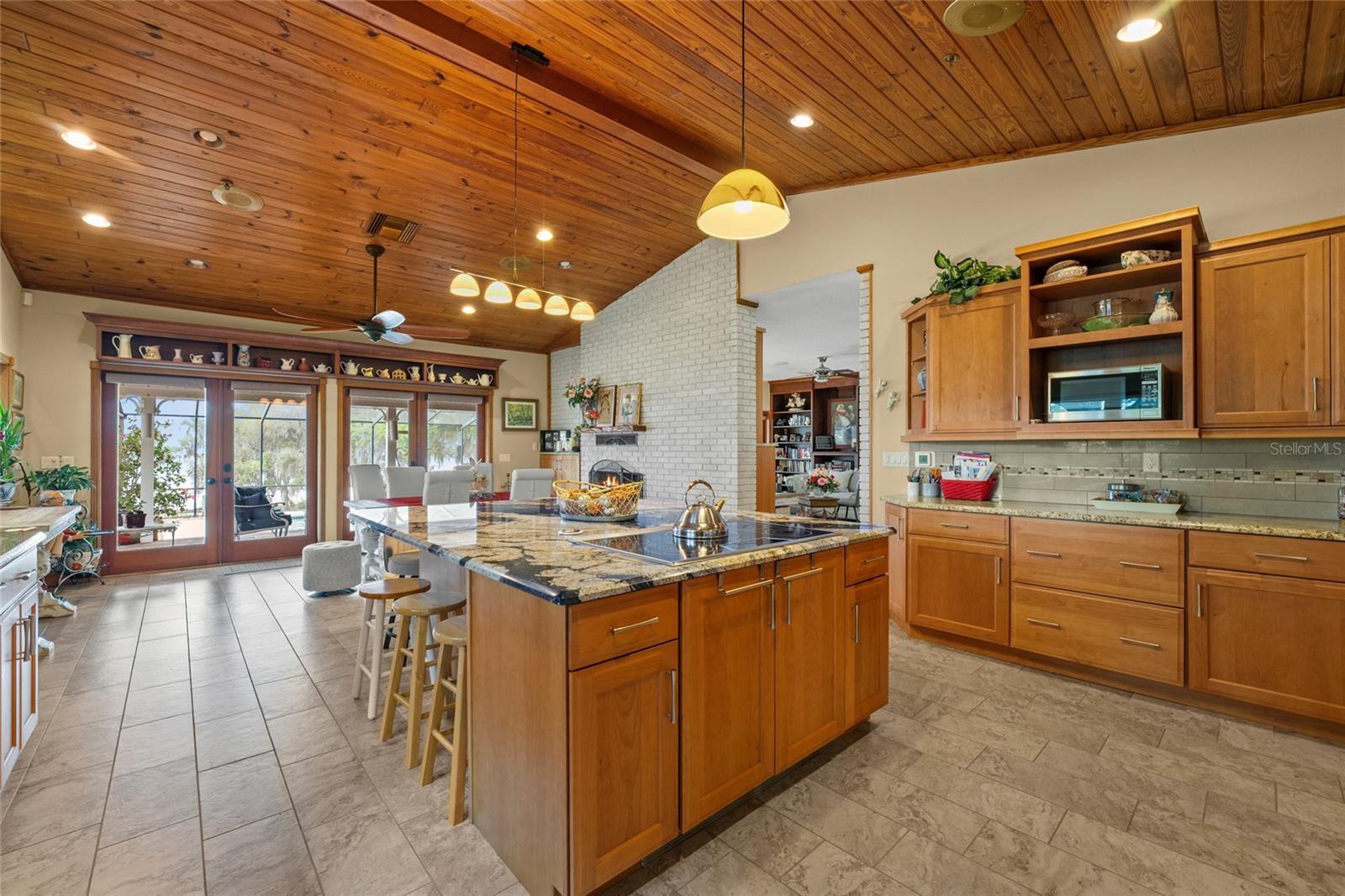 11200 LANE PARK RD, TAVARES, FL, 32778