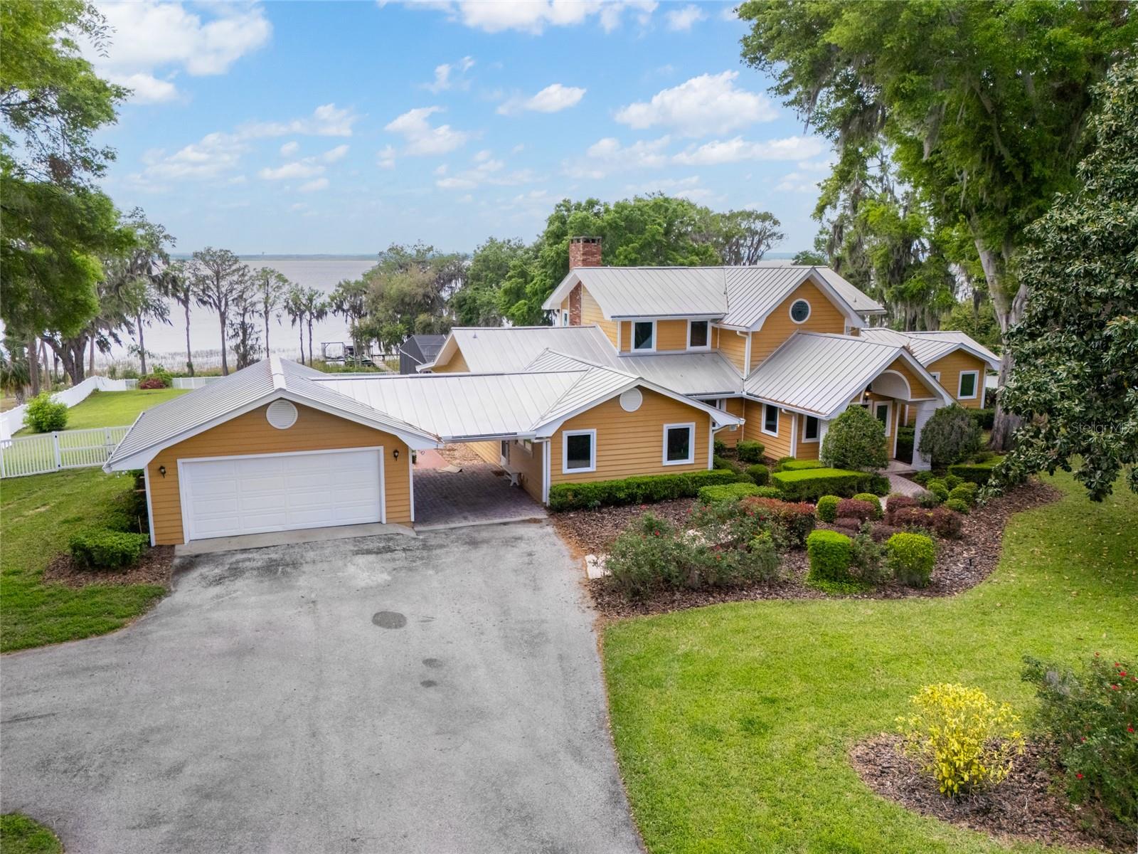 11200 LANE PARK RD, TAVARES, FL, 32778