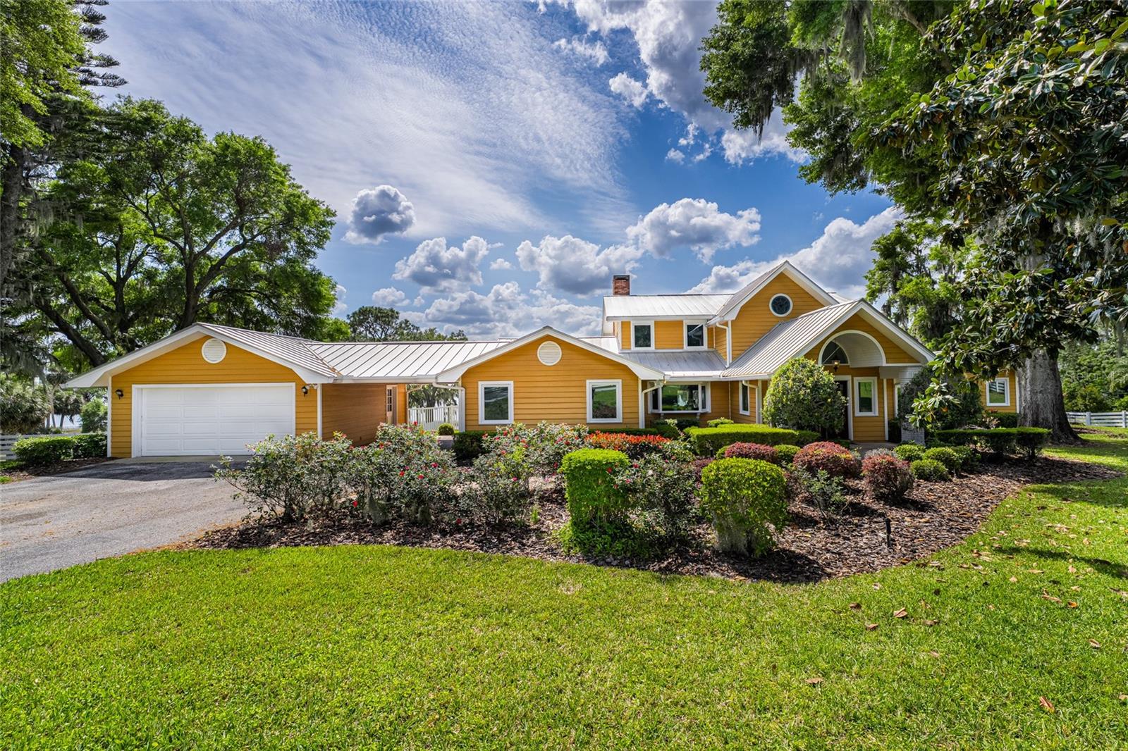 11200 LANE PARK RD, TAVARES, FL, 32778