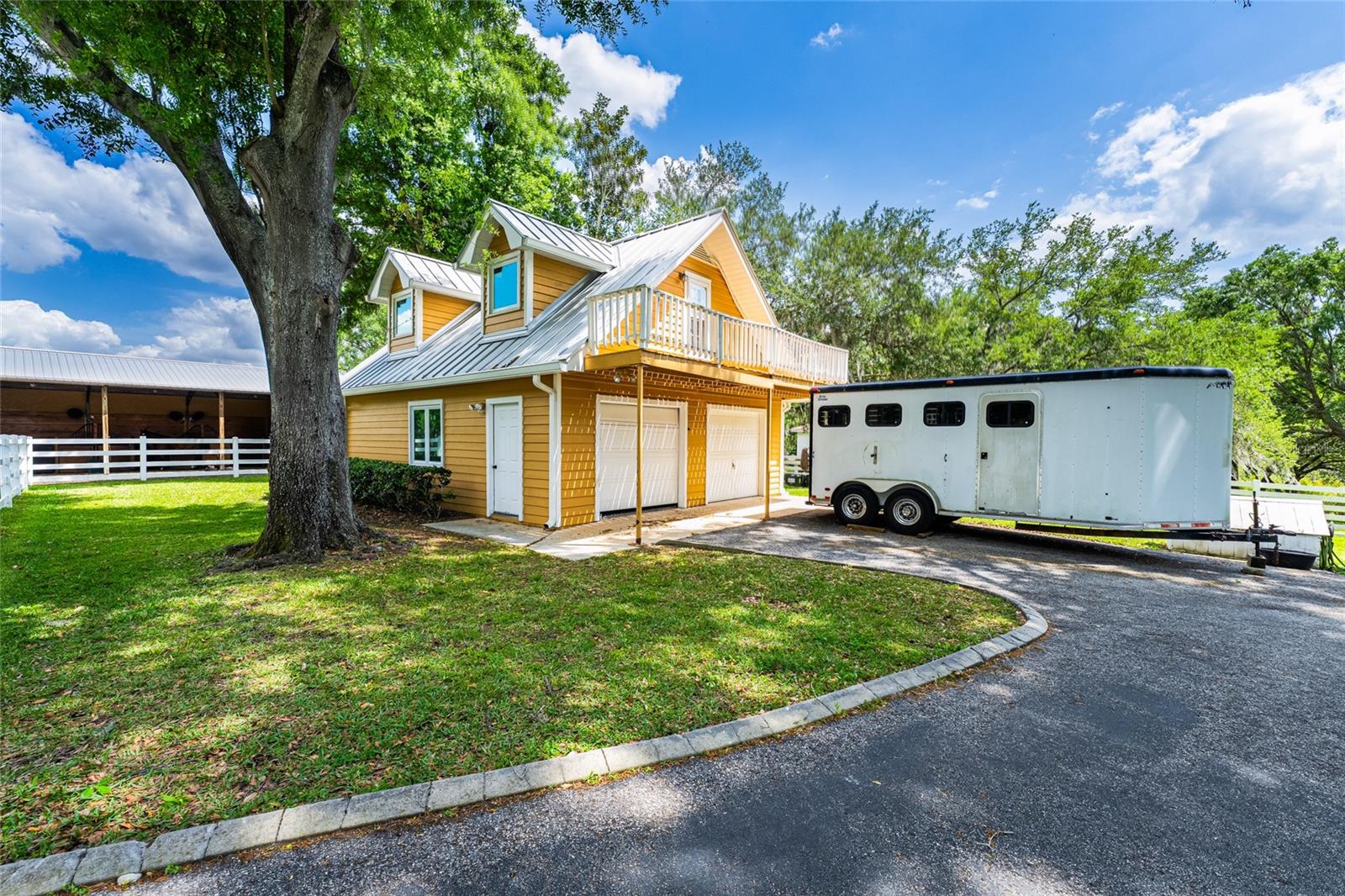 11200 LANE PARK RD, TAVARES, FL, 32778