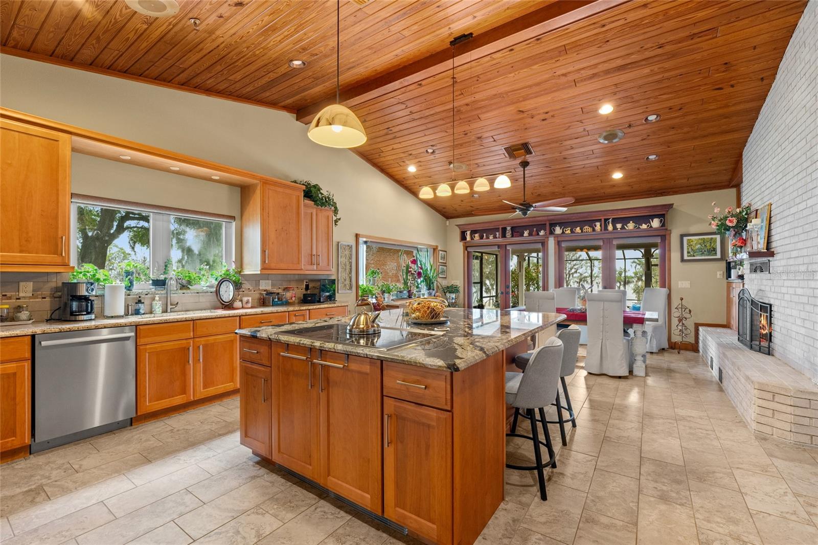 11200 LANE PARK RD, TAVARES, FL, 32778