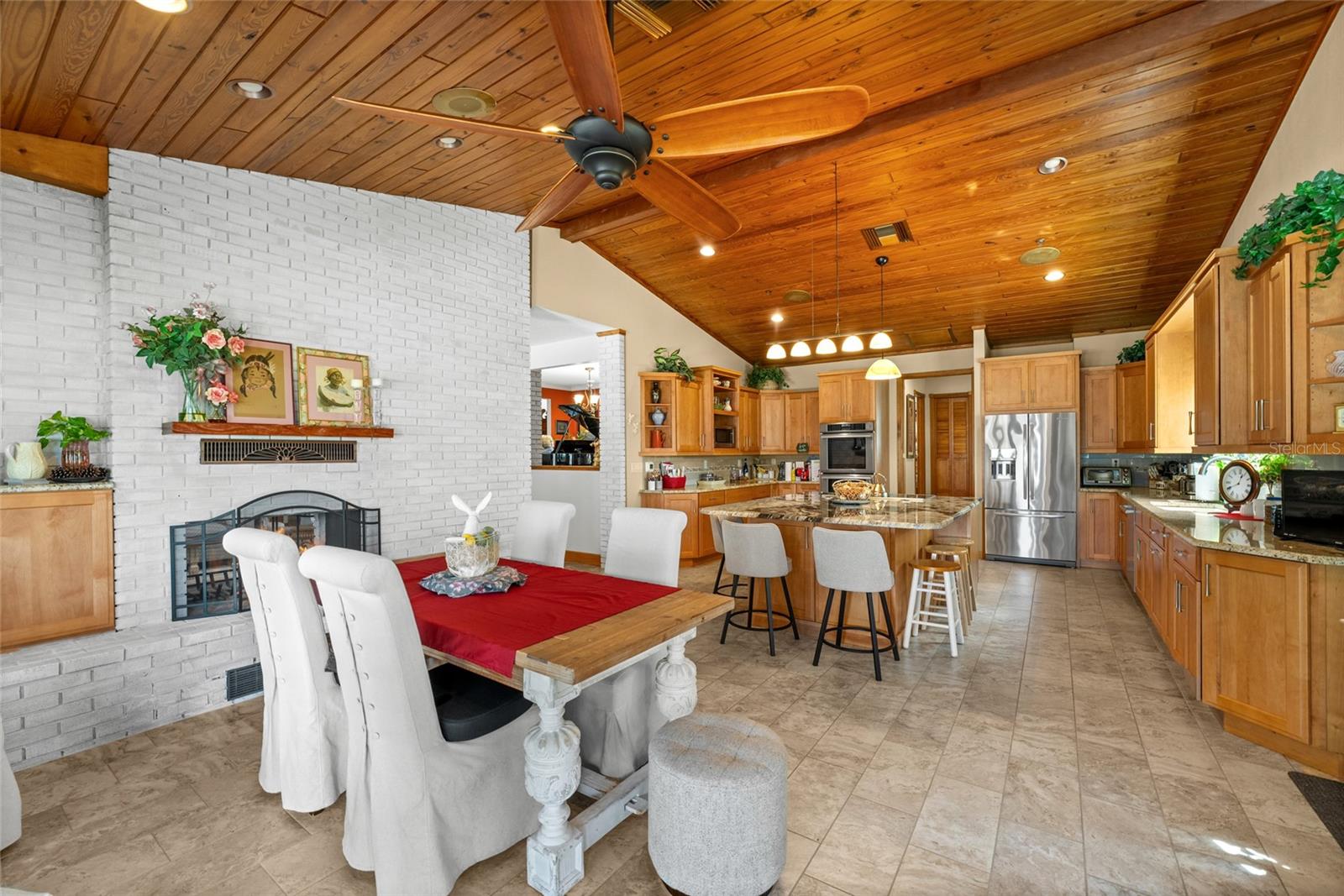 11200 LANE PARK RD, TAVARES, FL, 32778