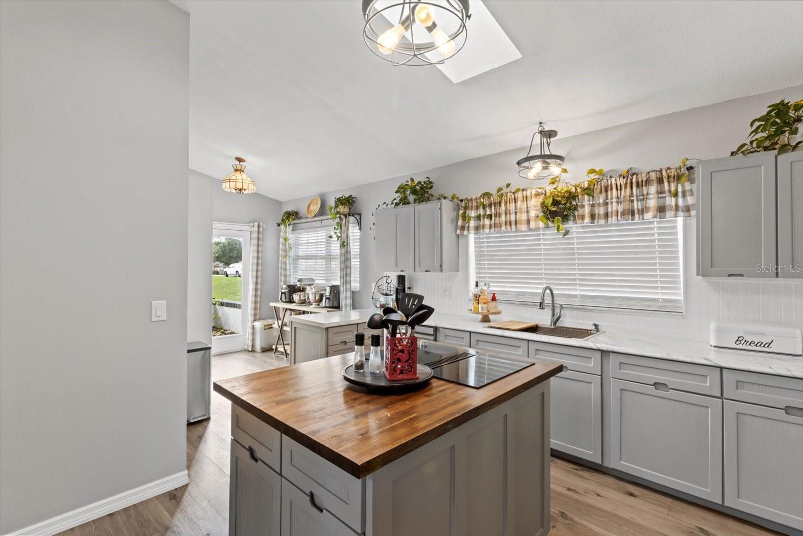 390 E FALCONRY CT, HERNANDO, FL, 34442