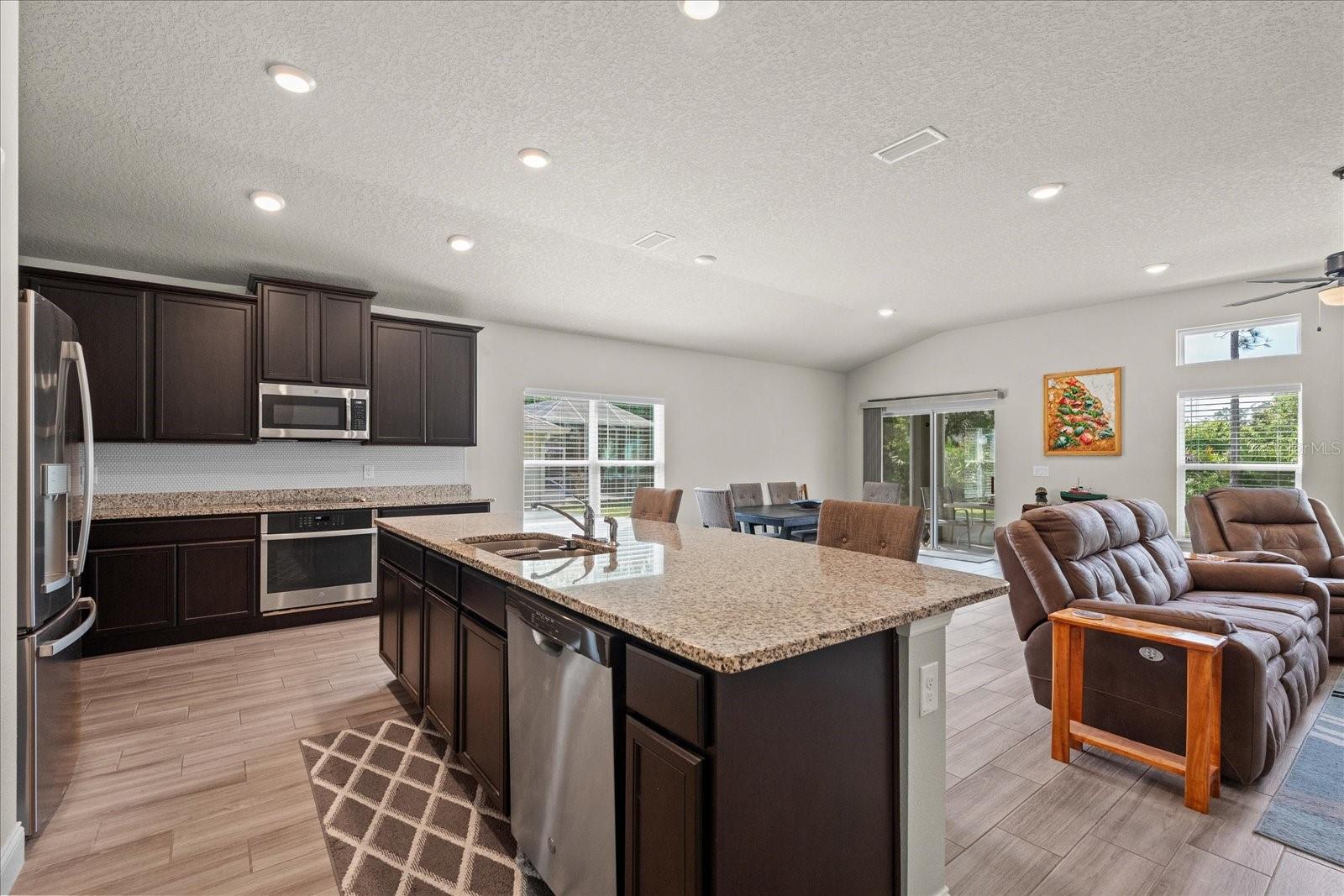 4 EASTMOOR LN, PALM COAST, FL, 32164