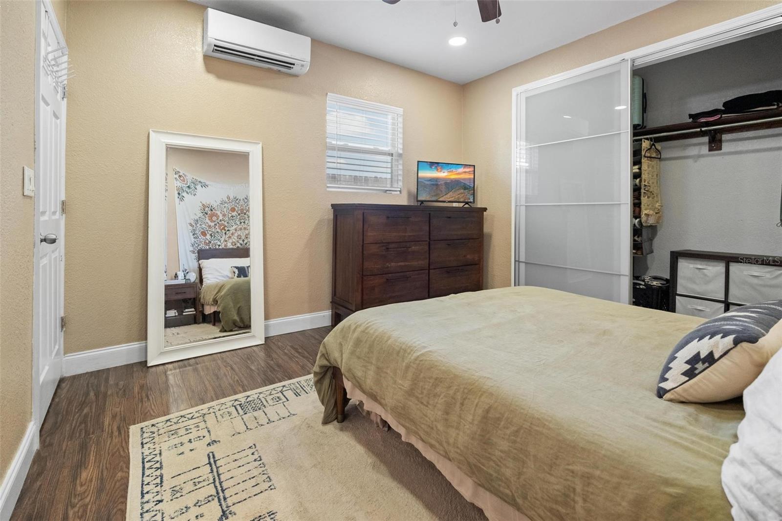 2751 36TH AVE N, ST PETERSBURG, FL, 33713