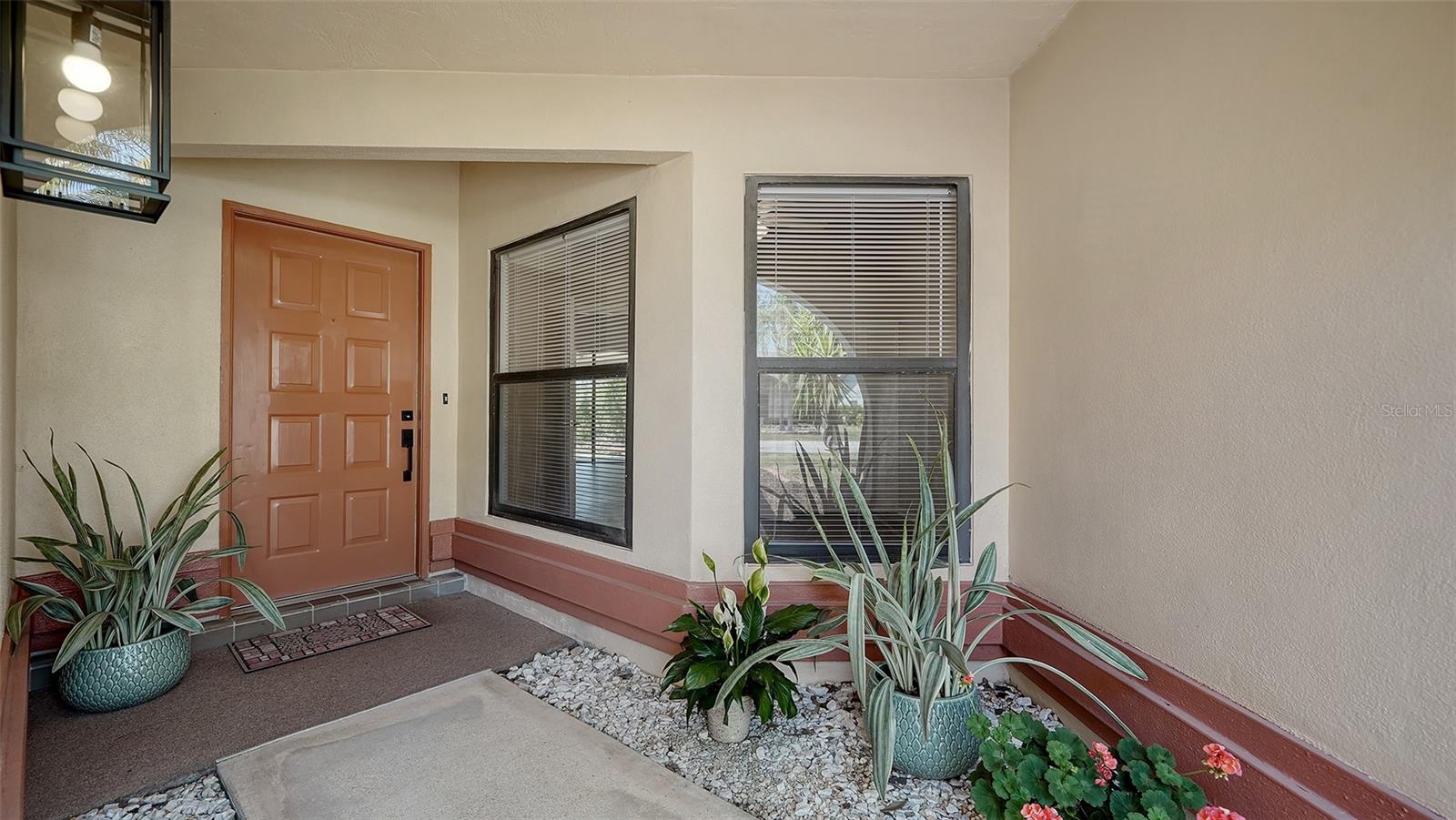 A4647548 Property Photo