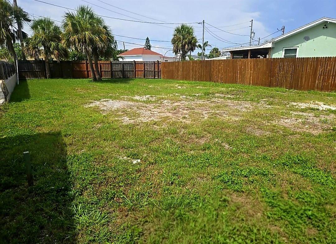 432 S BAYSHORE DR, MADEIRA BEACH, FL, 33708