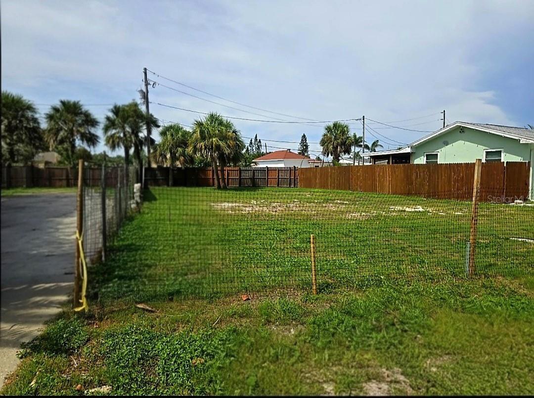 432 S BAYSHORE DR, MADEIRA BEACH, FL, 33708