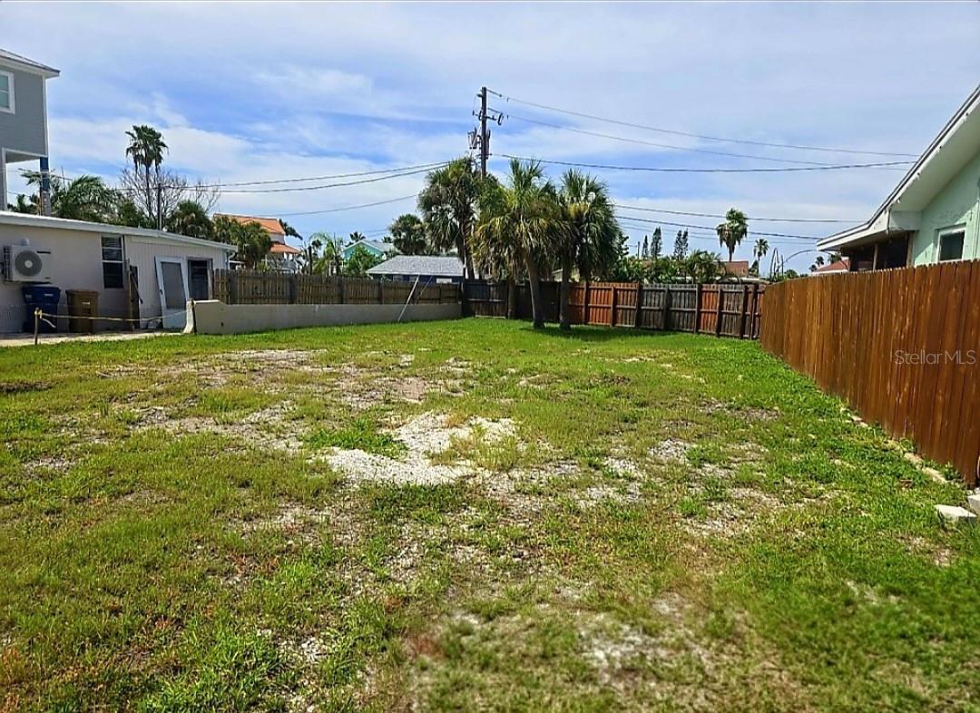 432 S BAYSHORE DR, MADEIRA BEACH, FL, 33708
