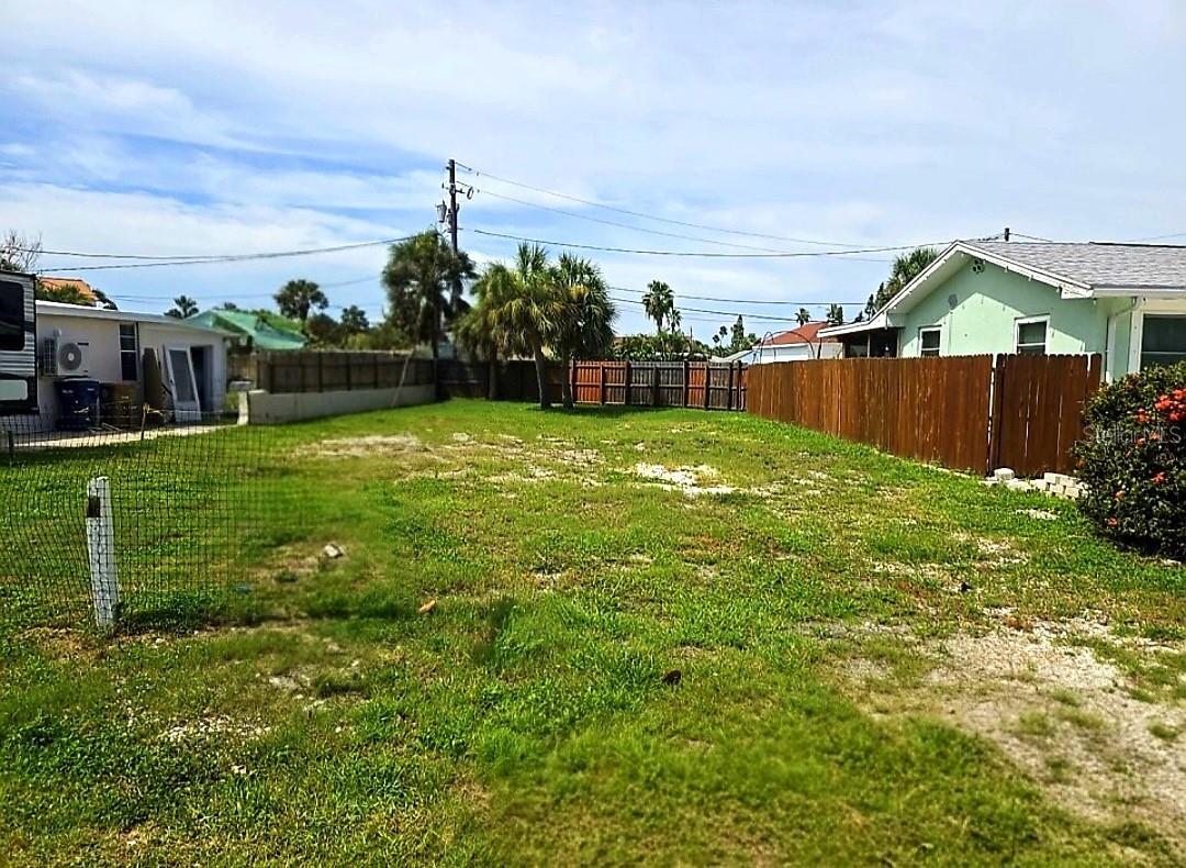 432 S BAYSHORE DR, MADEIRA BEACH, FL, 33708