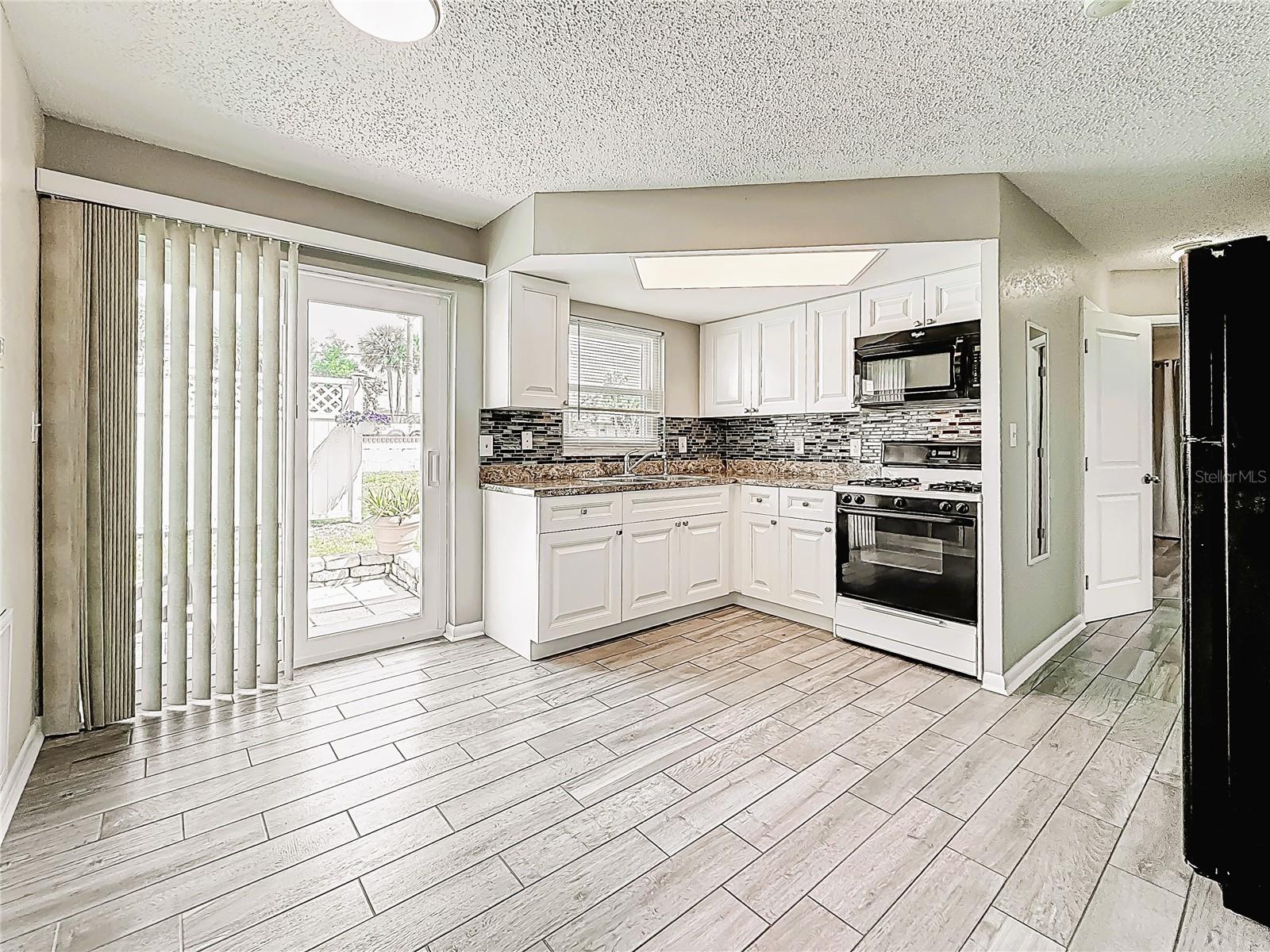 12400 PARK BLVD #121, SEMINOLE, FL, 33772
