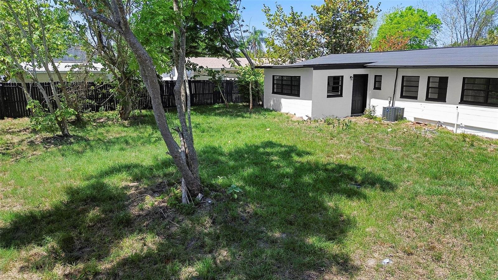 2225 E WELCH RD, APOPKA, FL, 32712
