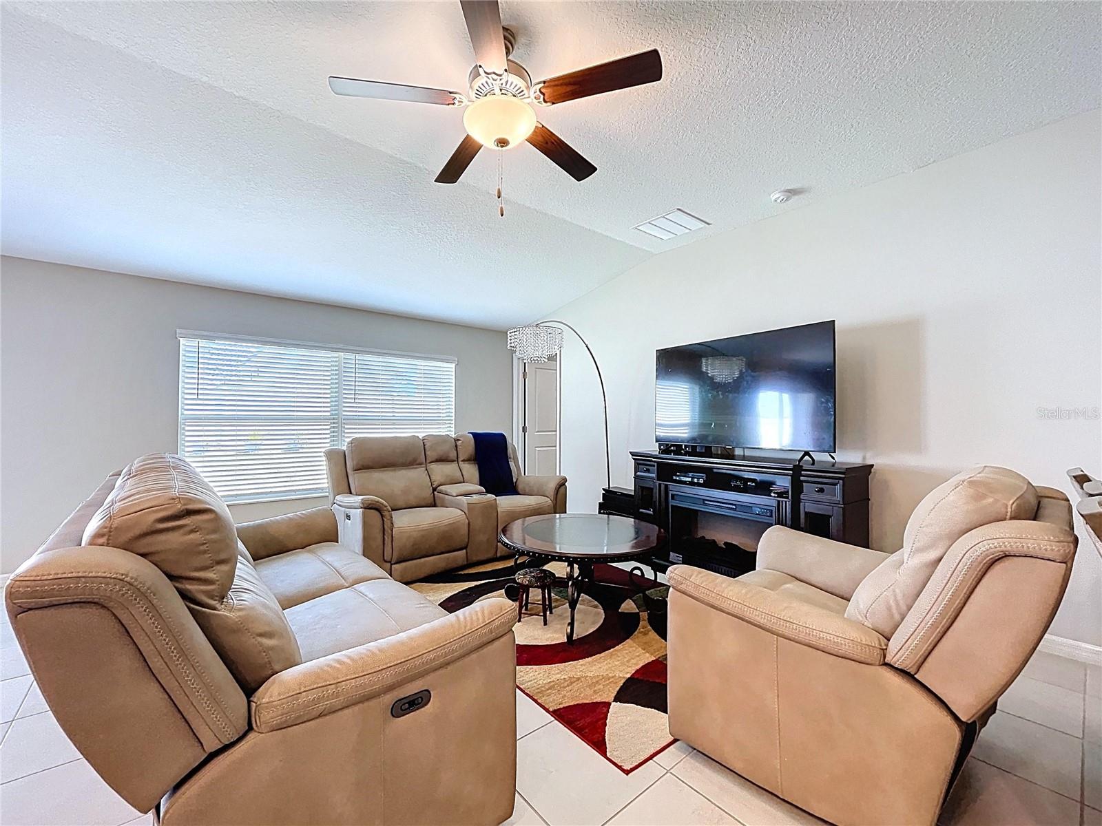 9433 CHANNING HILL DR, SUN CITY CENTER, FL, 33573