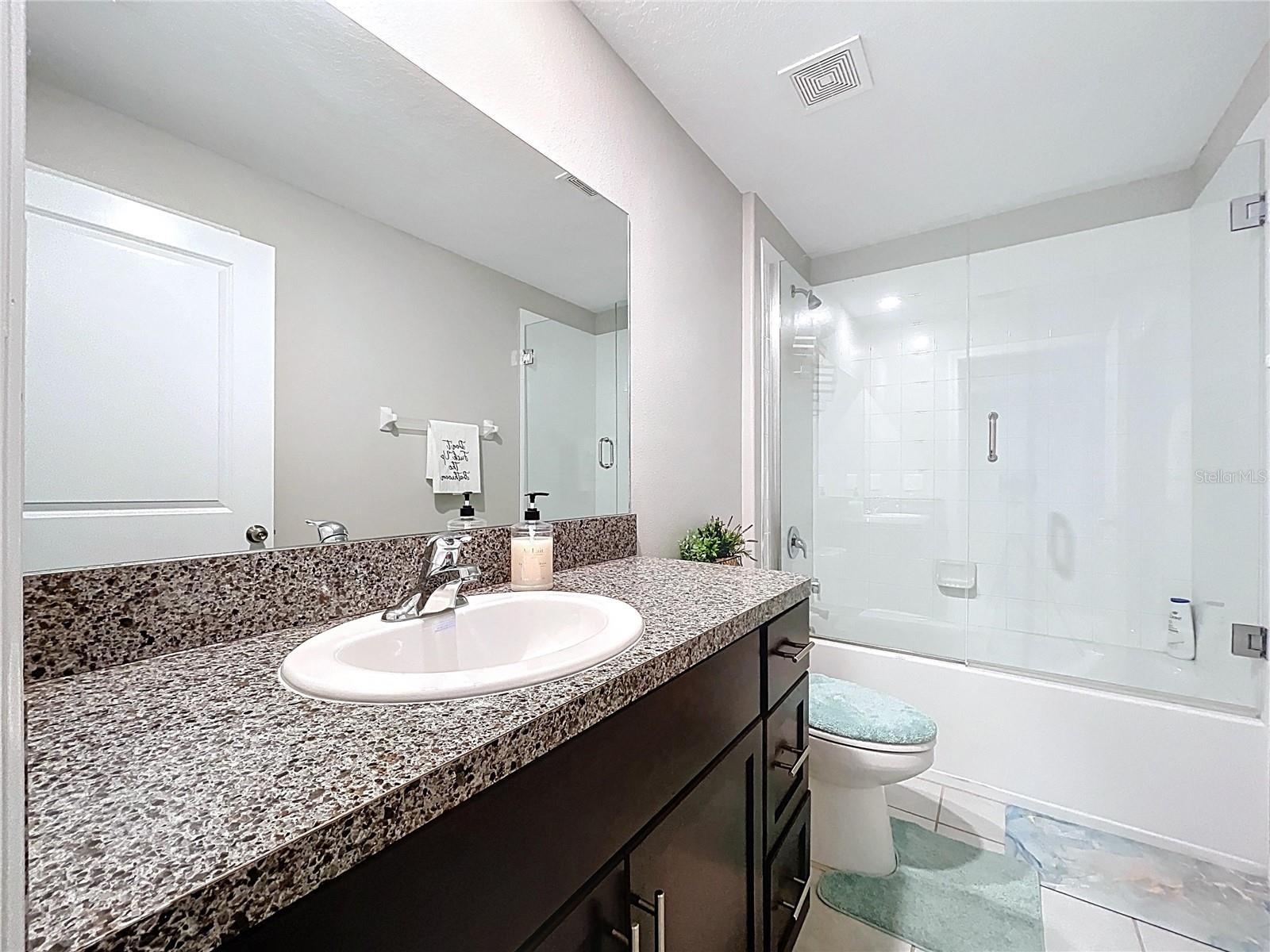 9433 CHANNING HILL DR, SUN CITY CENTER, FL, 33573
