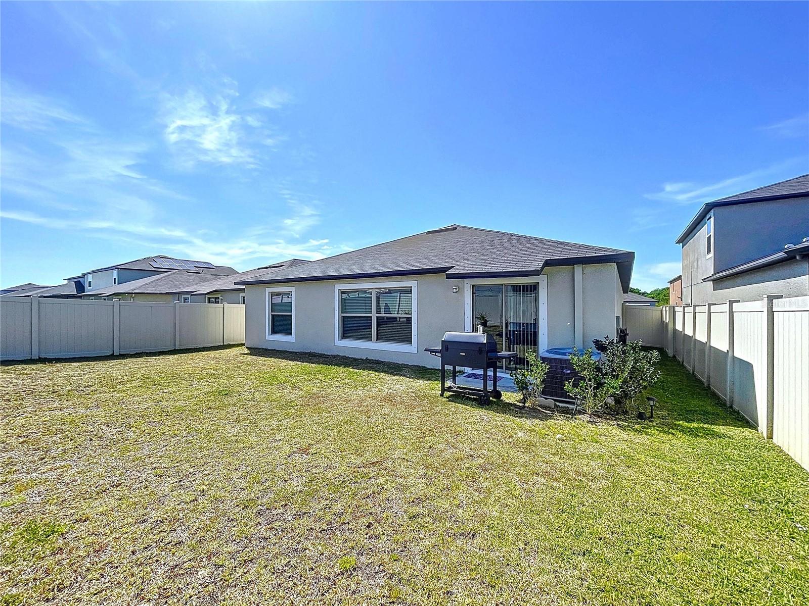 9433 CHANNING HILL DR, SUN CITY CENTER, FL, 33573