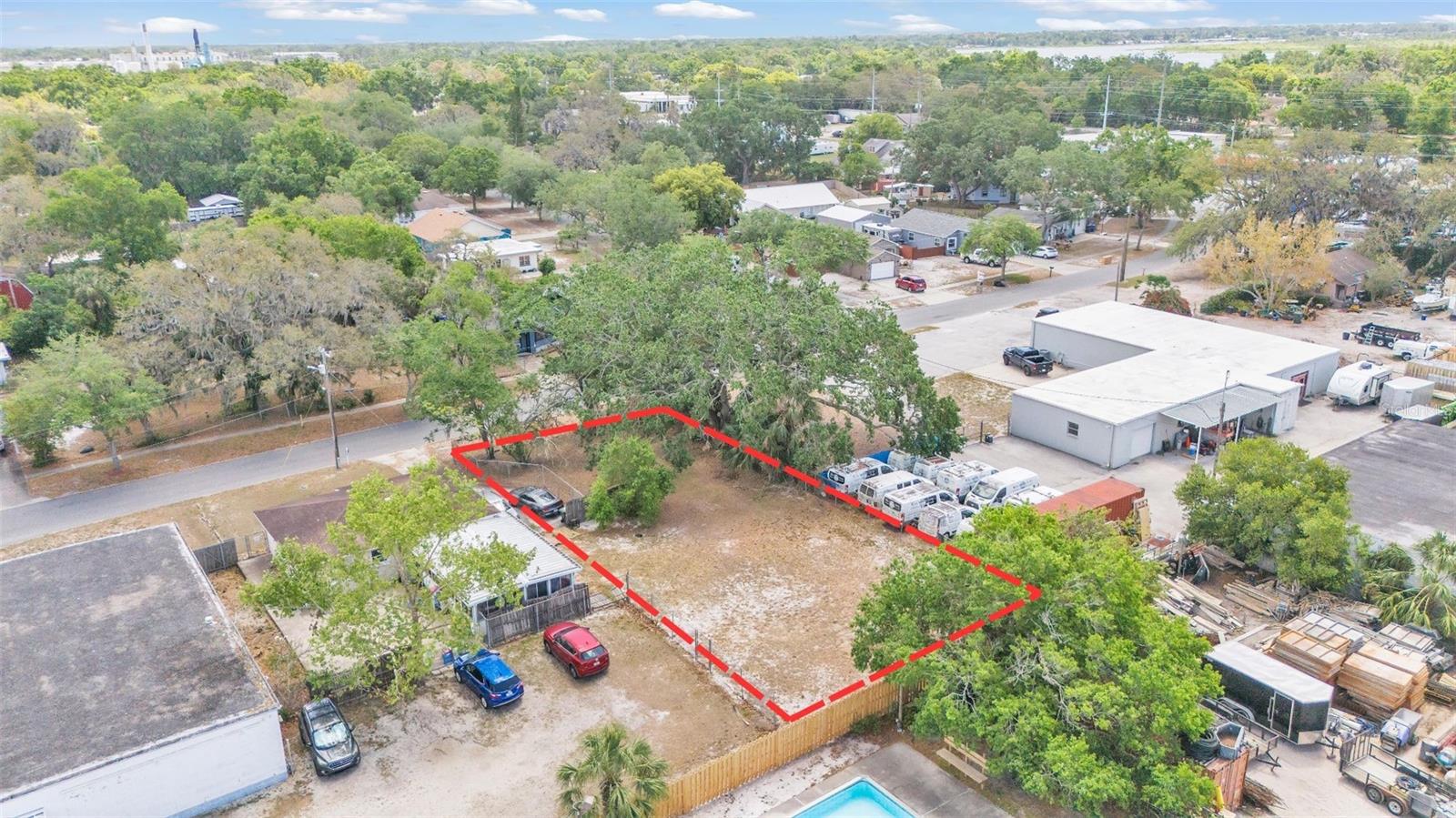 706 N GARY RD, LAKELAND, FL, 33801