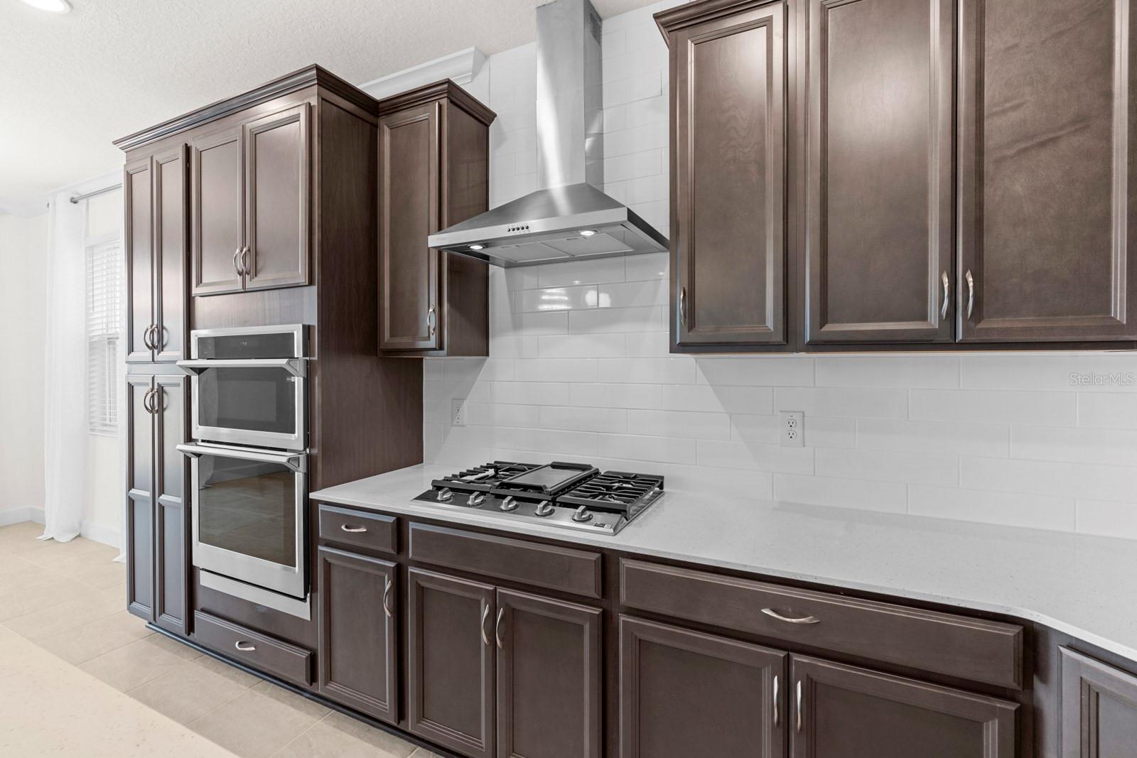 933 SIGNET DR, APOLLO BEACH, FL, 33572