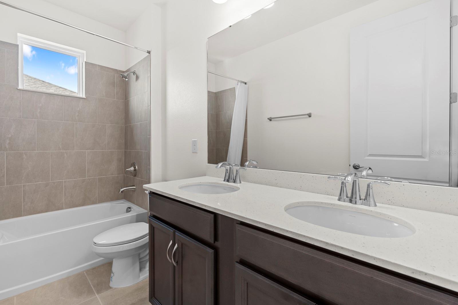 933 SIGNET DR, APOLLO BEACH, FL, 33572