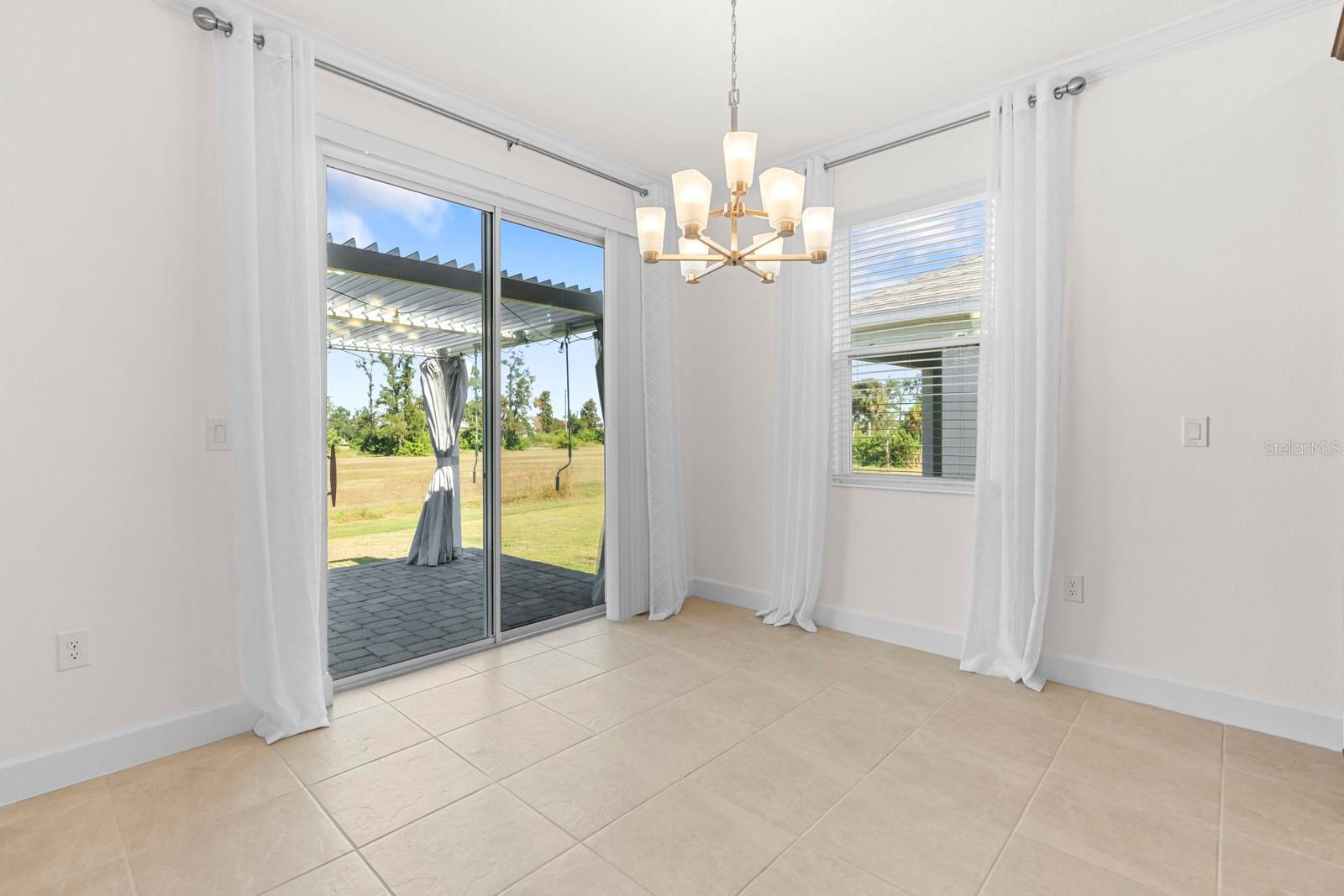 933 SIGNET DR, APOLLO BEACH, FL, 33572