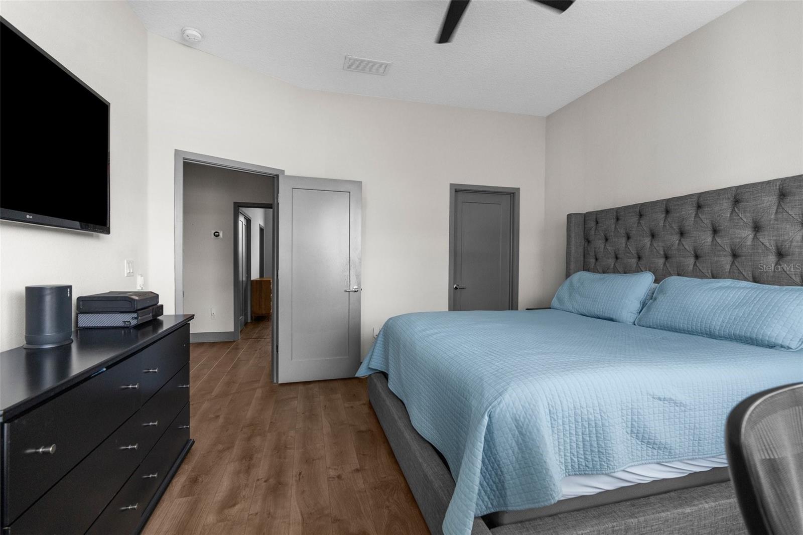 4810 W MCELROY AVE #1, TAMPA, FL, 33611