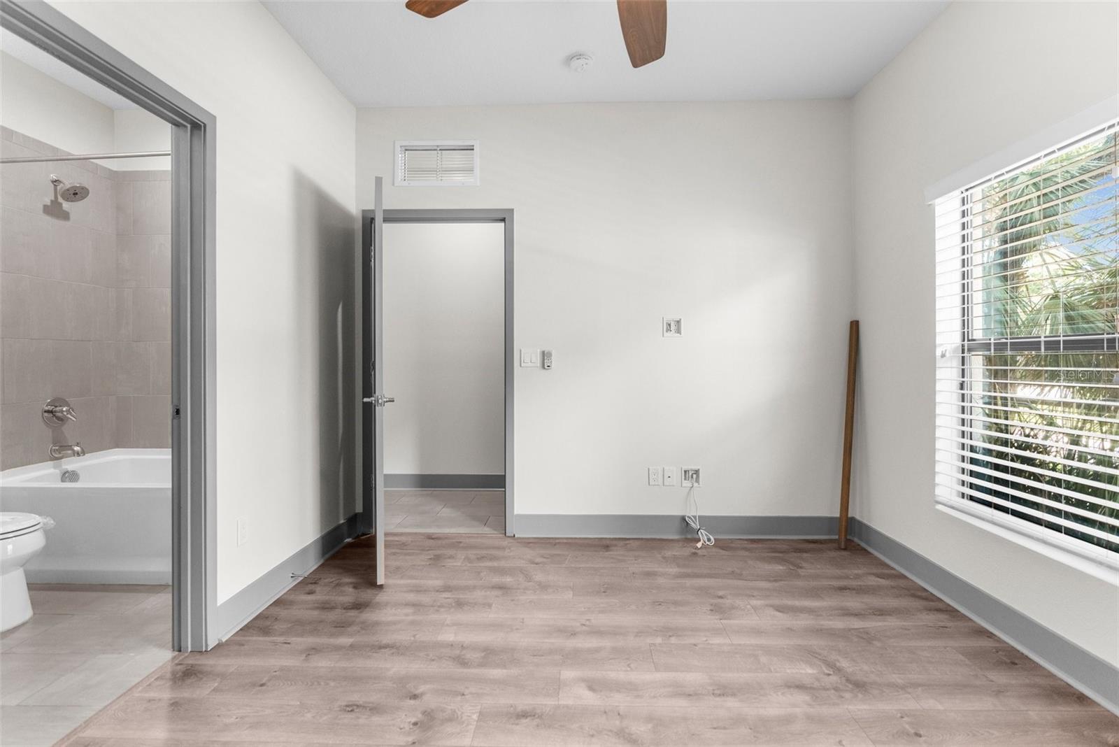 4810 W MCELROY AVE #1, TAMPA, FL, 33611