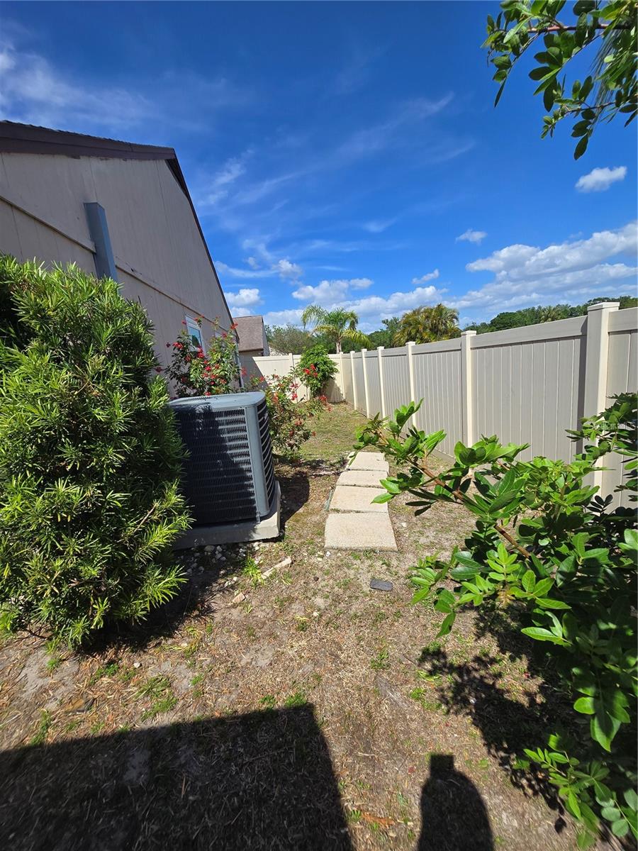 10825 VENICE CIR, TAMPA, FL, 33635