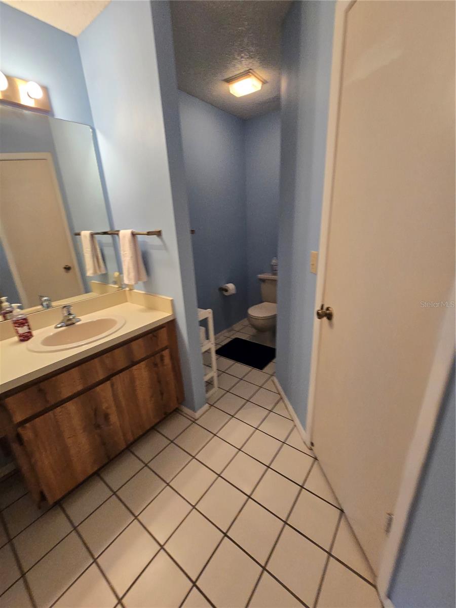 10825 VENICE CIR, TAMPA, FL, 33635