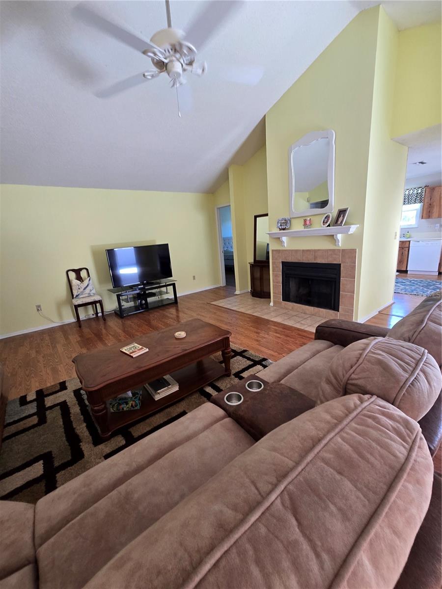 10825 VENICE CIR, TAMPA, FL, 33635