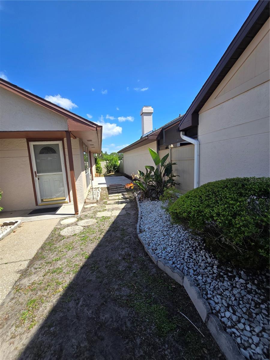 10825 VENICE CIR, TAMPA, FL, 33635