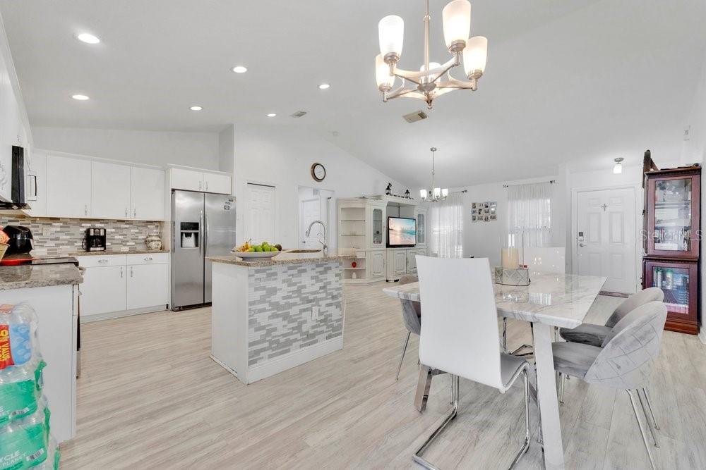 201 NW GOLDCOAST AVE, PORT ST LUCIE, FL, 34983