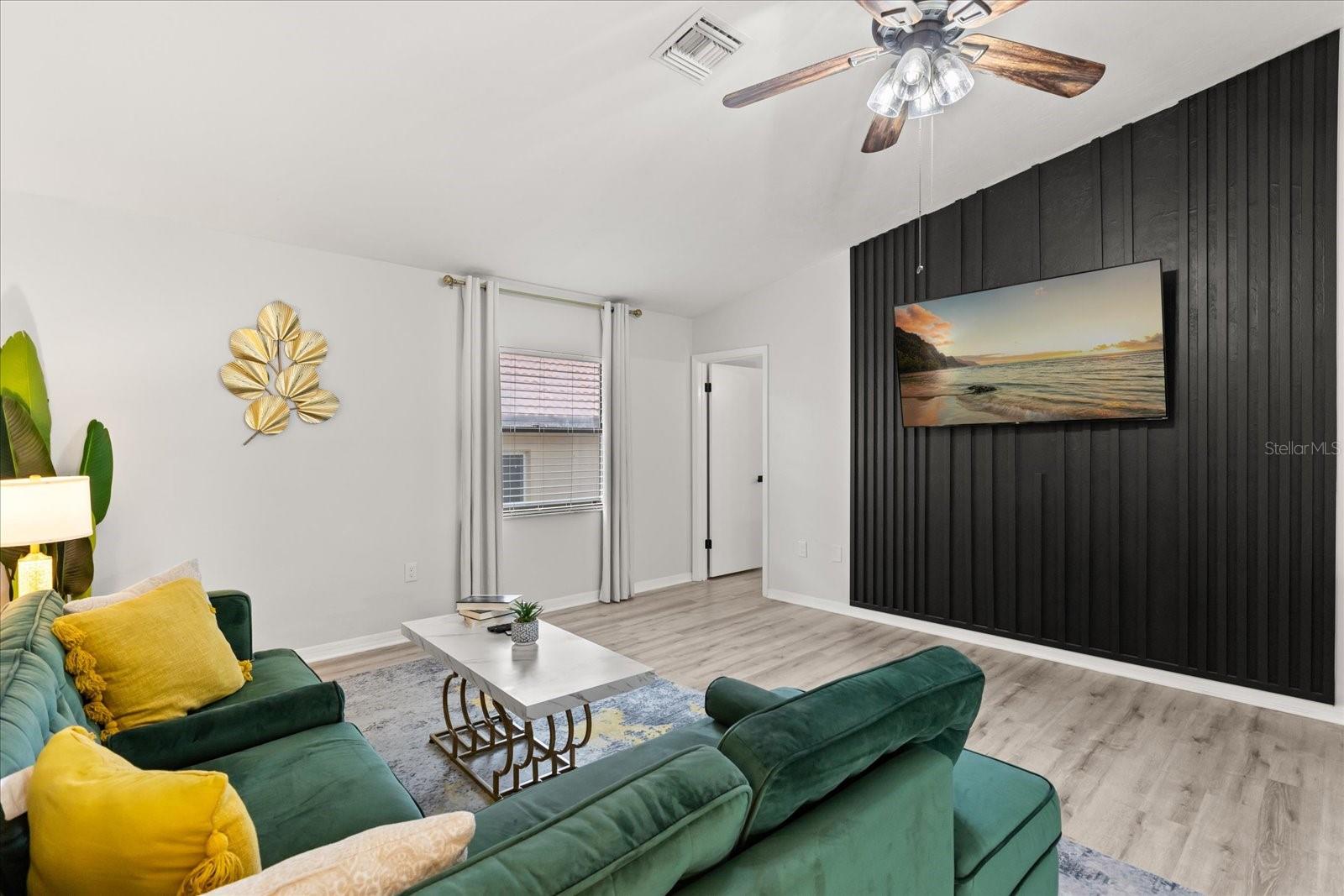7 FOREST LN, EUSTIS, FL, 32726