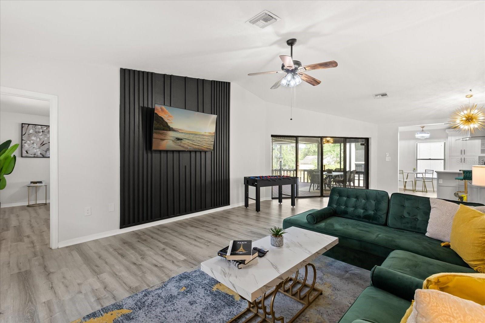 7 FOREST LN, EUSTIS, FL, 32726