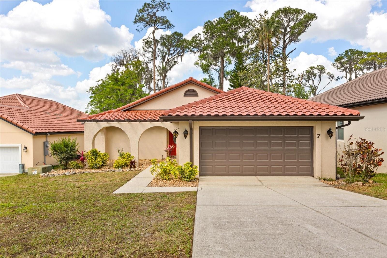 7 FOREST LN, EUSTIS, FL, 32726
