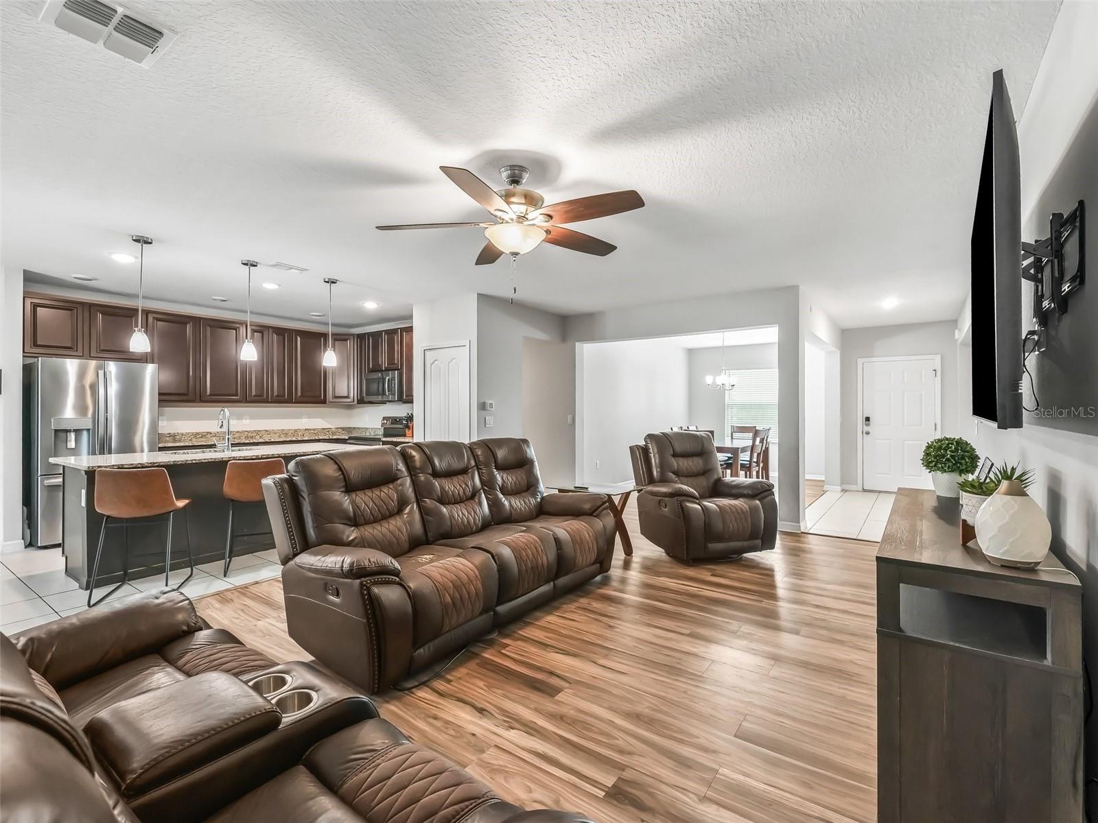 1936 BELL CREEK LOOP, FRUITLAND PARK, FL, 34731