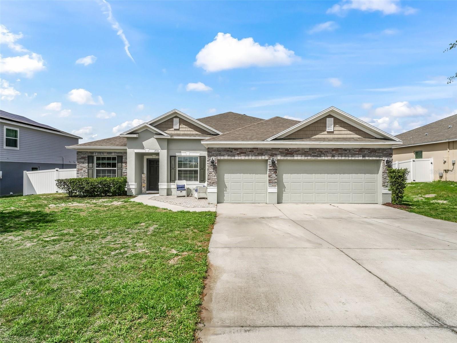 1936 BELL CREEK LOOP, FRUITLAND PARK, FL, 34731