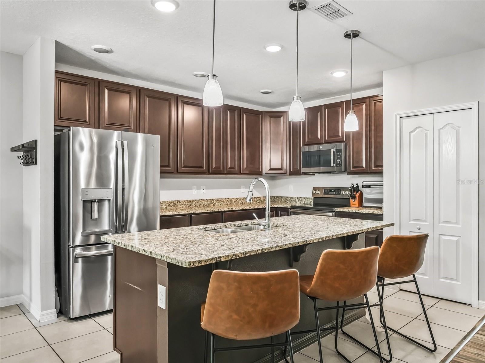 1936 BELL CREEK LOOP, FRUITLAND PARK, FL, 34731