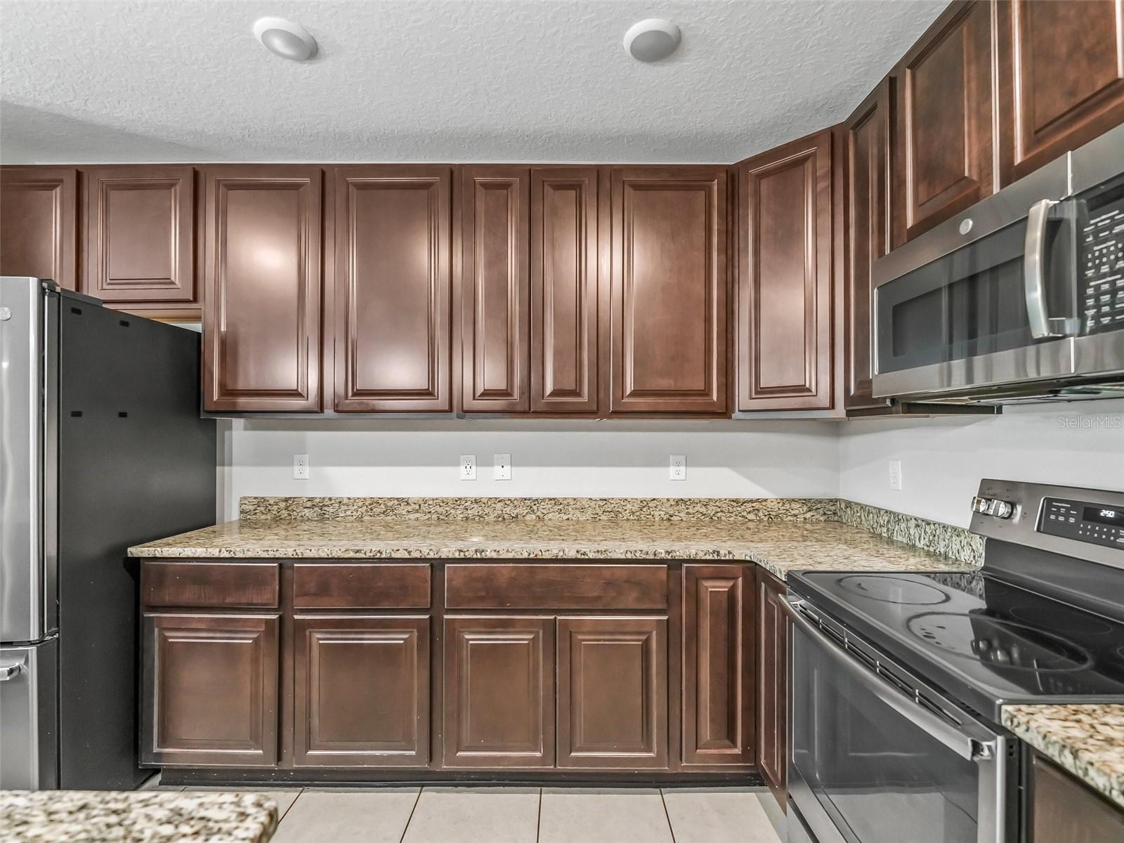 1936 BELL CREEK LOOP, FRUITLAND PARK, FL, 34731