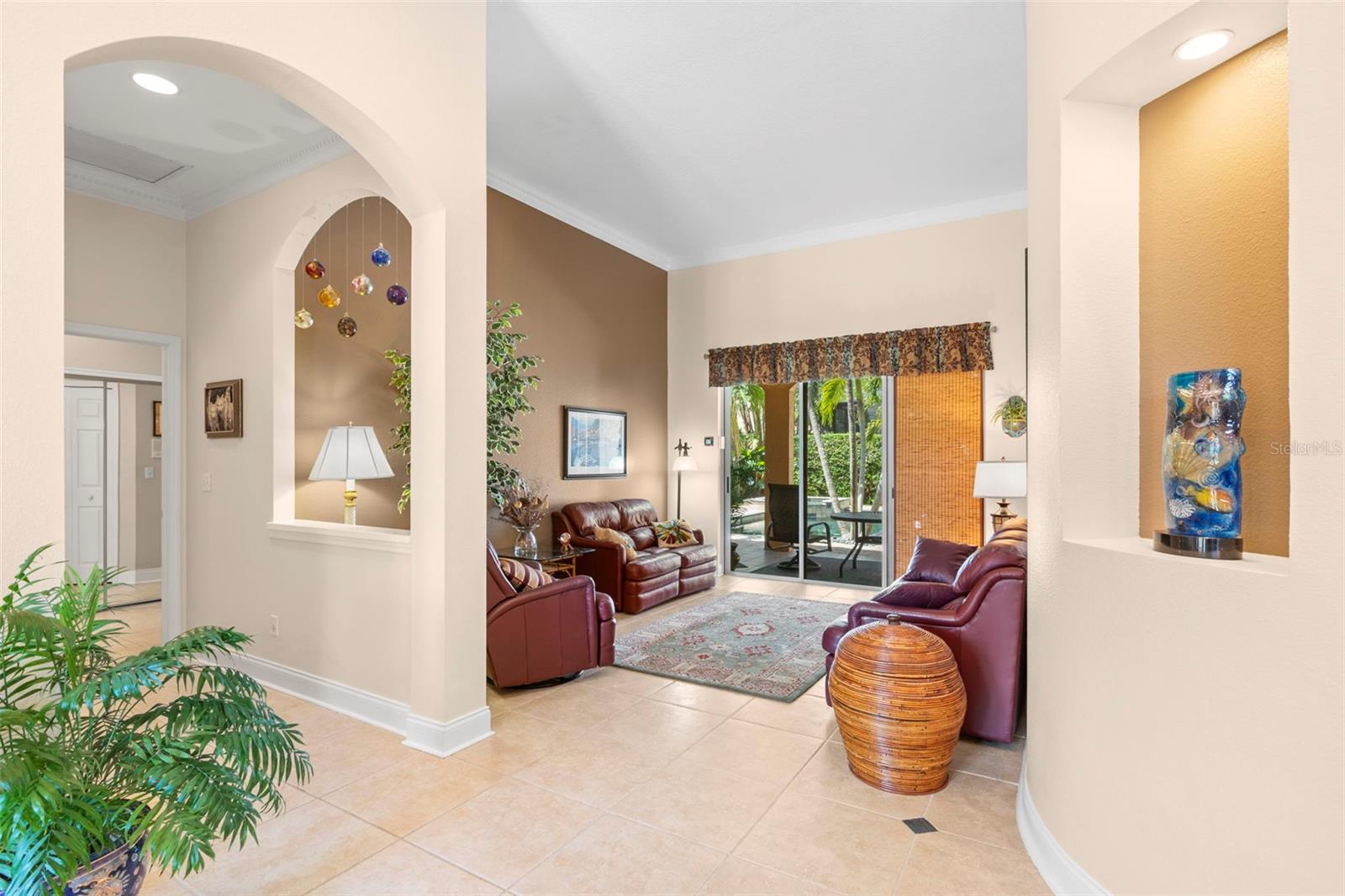 4670 SLASH PINE LN NE, ST PETERSBURG, FL, 33703