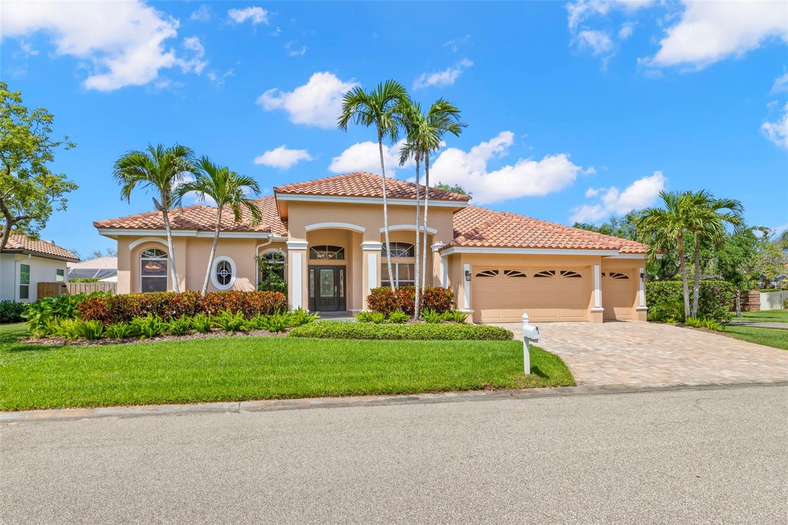 4670 SLASH PINE LN NE, ST PETERSBURG, FL, 33703