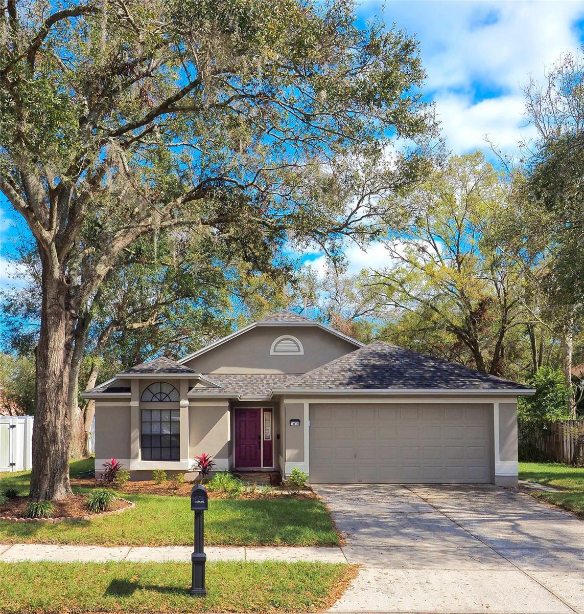 1610 SPINNING WHEEL DR, LUTZ, FL, 33559