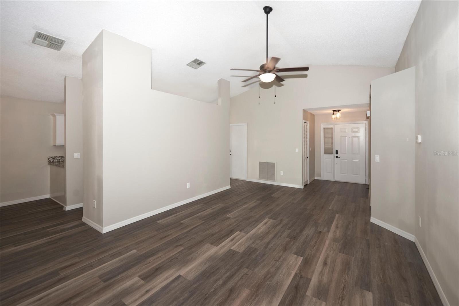 1610 SPINNING WHEEL DR, LUTZ, FL, 33559