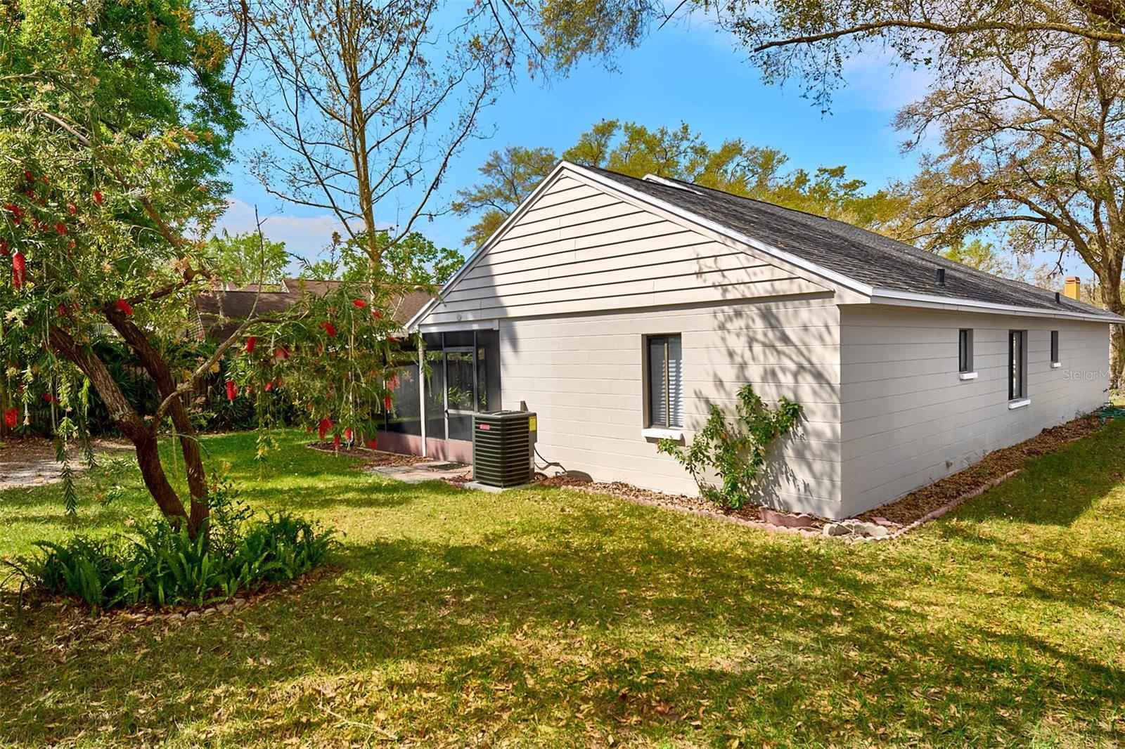 1610 SPINNING WHEEL DR, LUTZ, FL, 33559