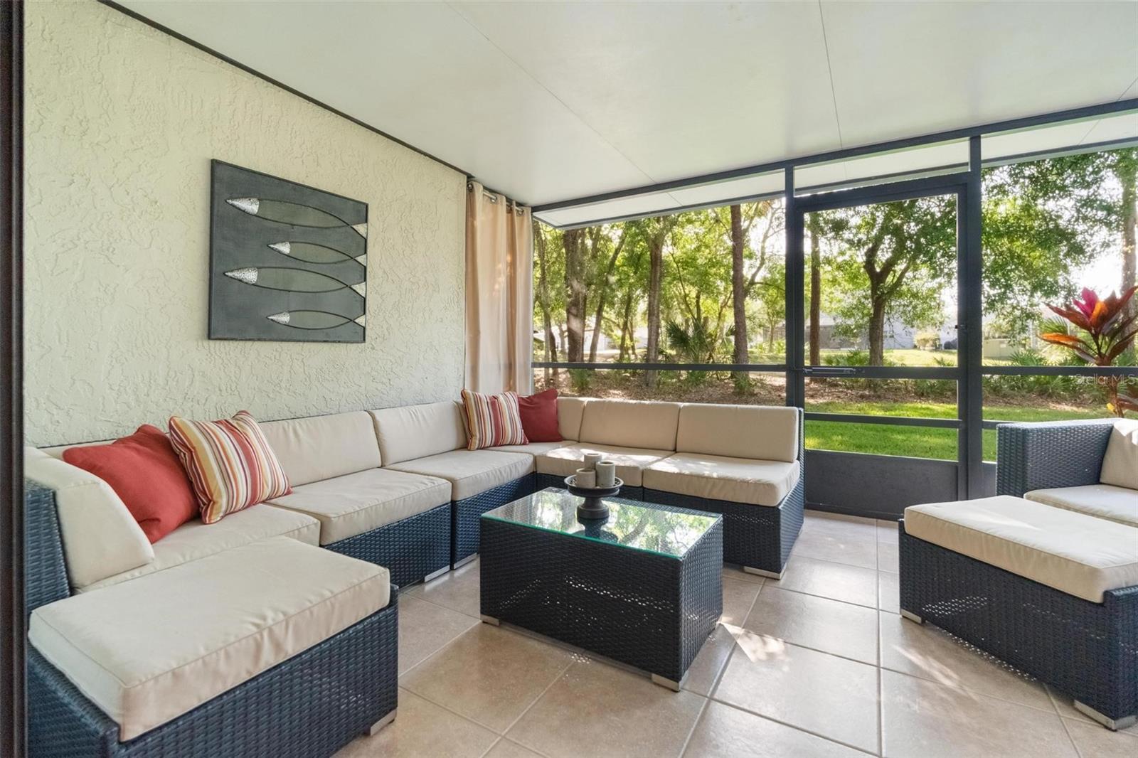 25 WOODS LANDING TRL, OLDSMAR, FL, 34677