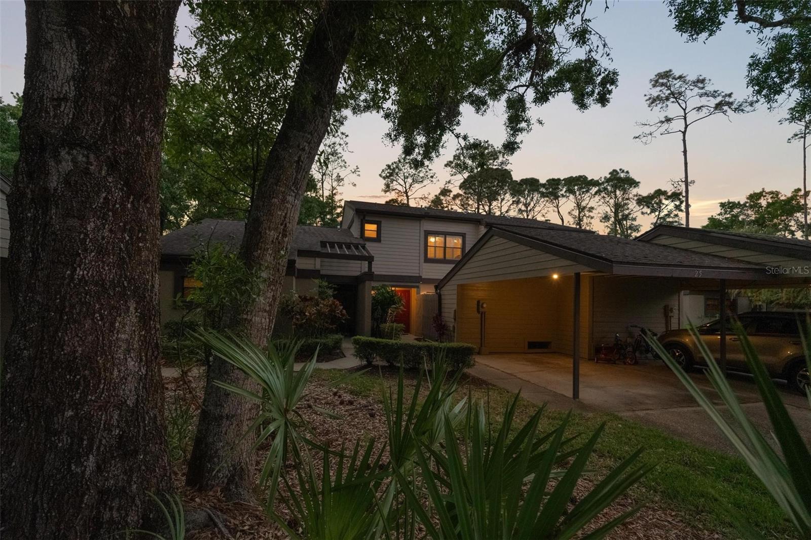 25 WOODS LANDING TRL, OLDSMAR, FL, 34677