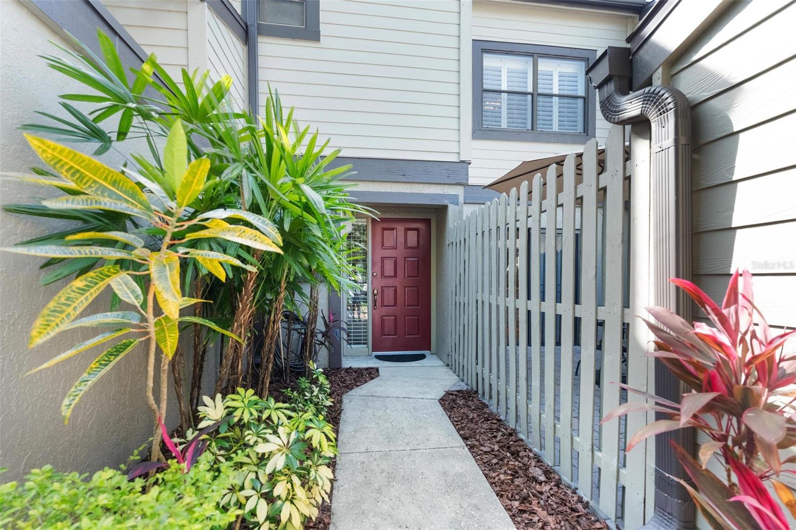 25 WOODS LANDING TRL, OLDSMAR, FL, 34677