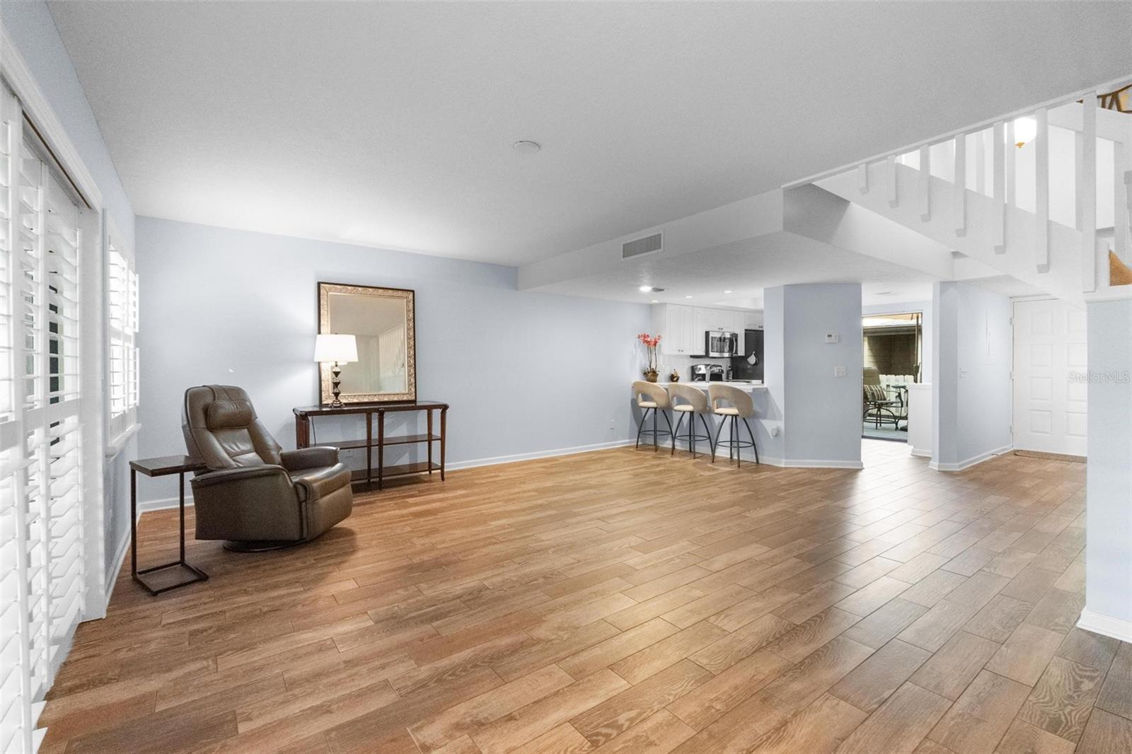 25 WOODS LANDING TRL, OLDSMAR, FL, 34677