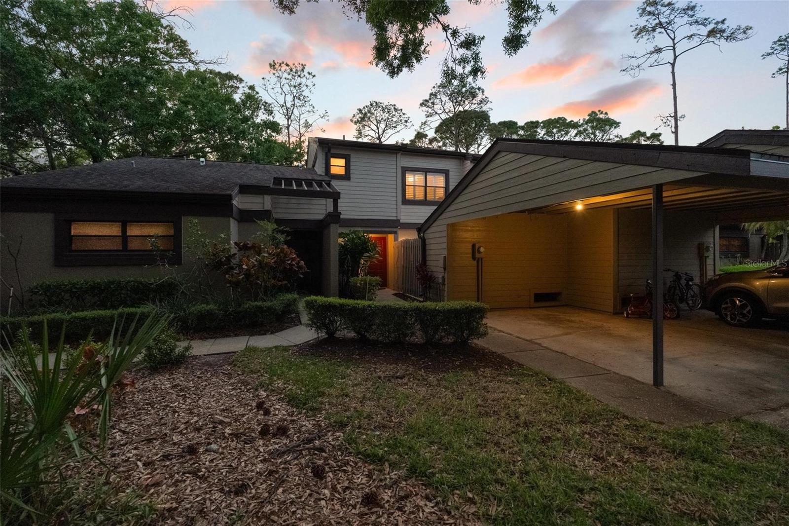 25 WOODS LANDING TRL, OLDSMAR, FL, 34677