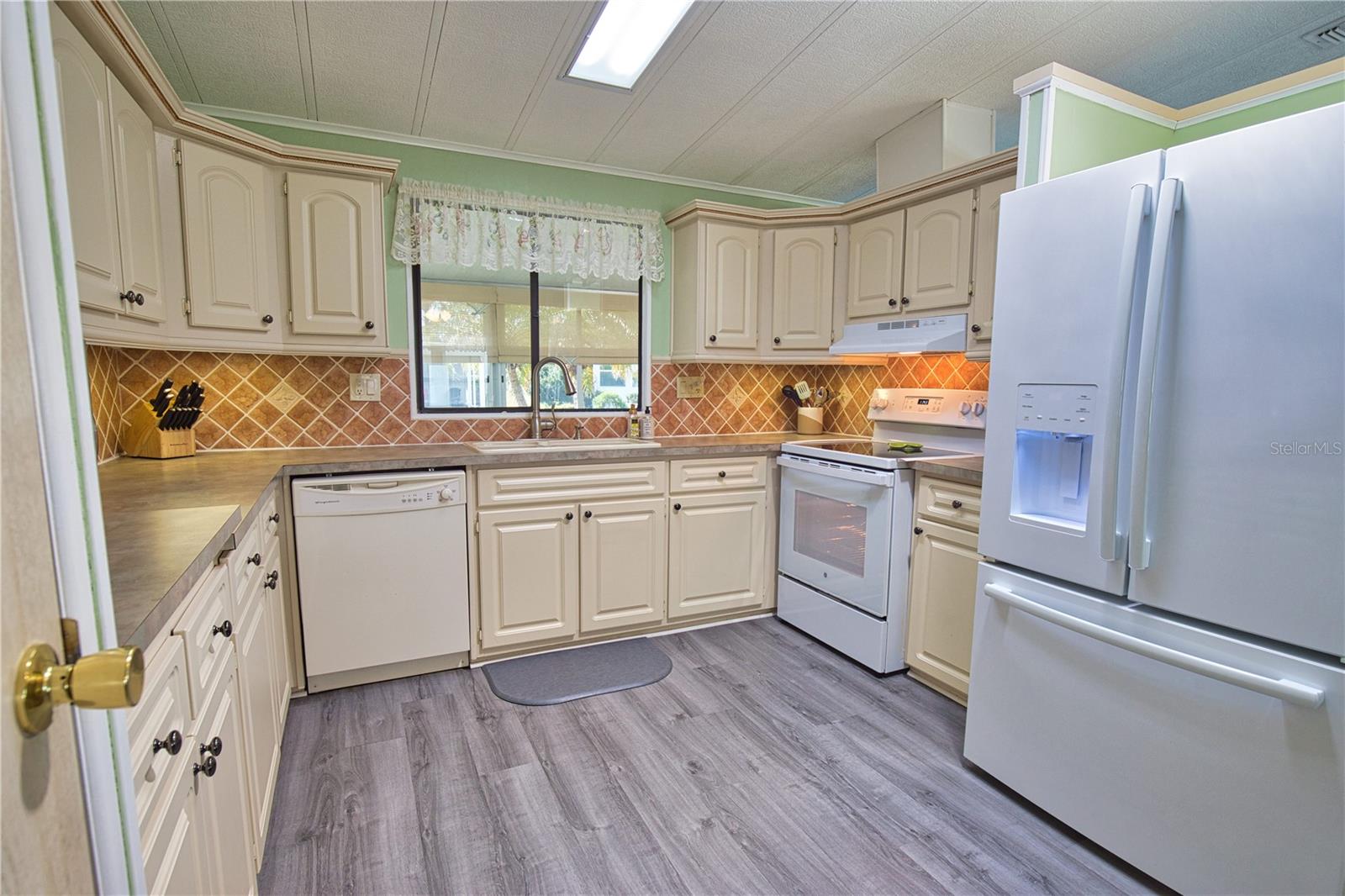 612 LA JOLLA CIR, NORTH PORT, FL, 34287