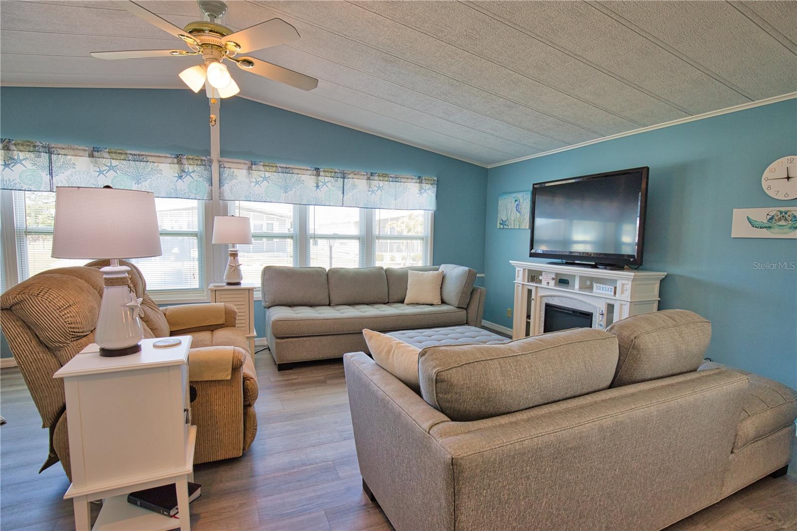 612 LA JOLLA CIR, NORTH PORT, FL, 34287